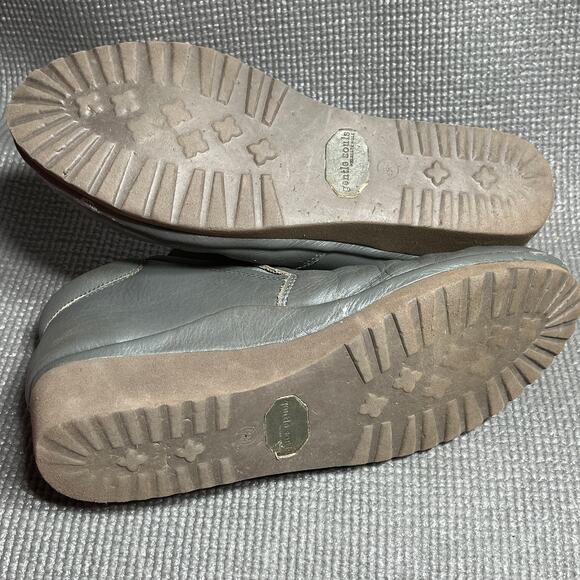 Gentle Souls Nara Booties‎ Womens Size 9.5M Gray Leather Pull On Wedge Heel - Picture 9 of 9